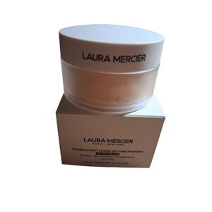 Laura Mercier Paris Translucent Loose Setting Powder Ultra Blur color: Honey